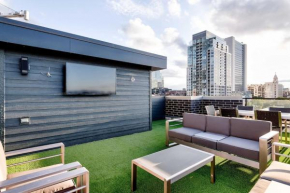 2 Newly Built Luxury Condos with Private Roofdeck